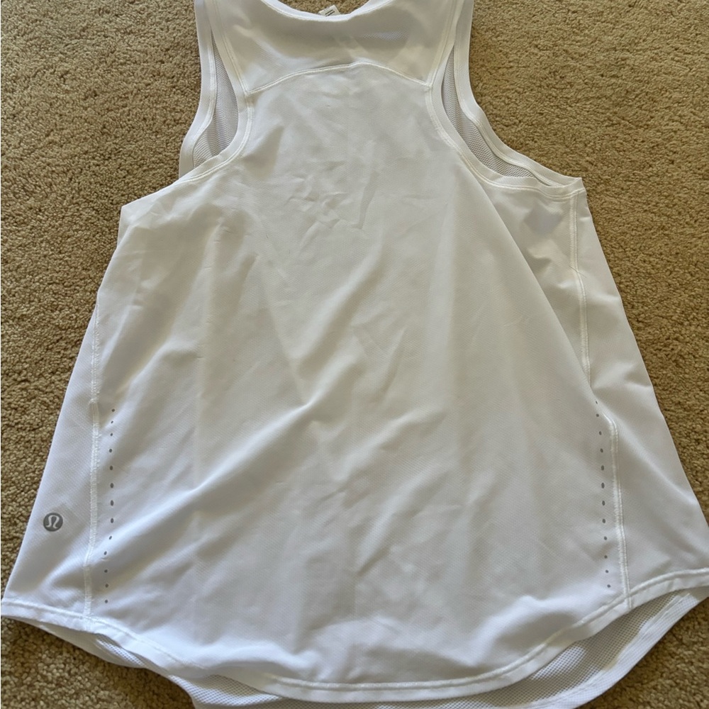EUC lululemon tank.